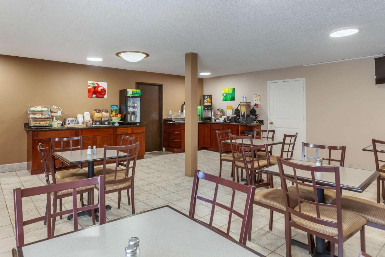 Rodeway Inn & Suites Ontario Dış mekan fotoğraf